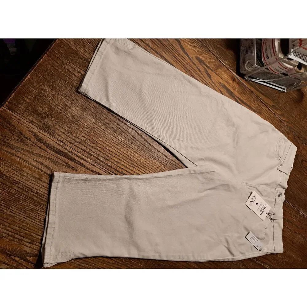 NWT Gloria Vanderbilt Amanda Capri Jeans Sz 12 Stonewood Denim Stretch Slimming